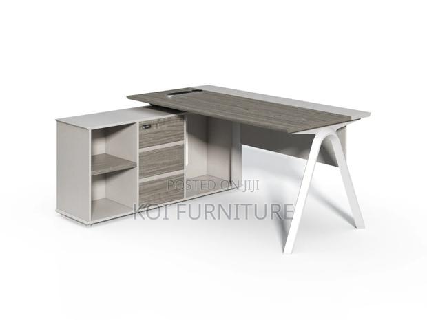 Office Desk : Executive L-shaped Corner Desk With A Modern Design - thumbnail 9