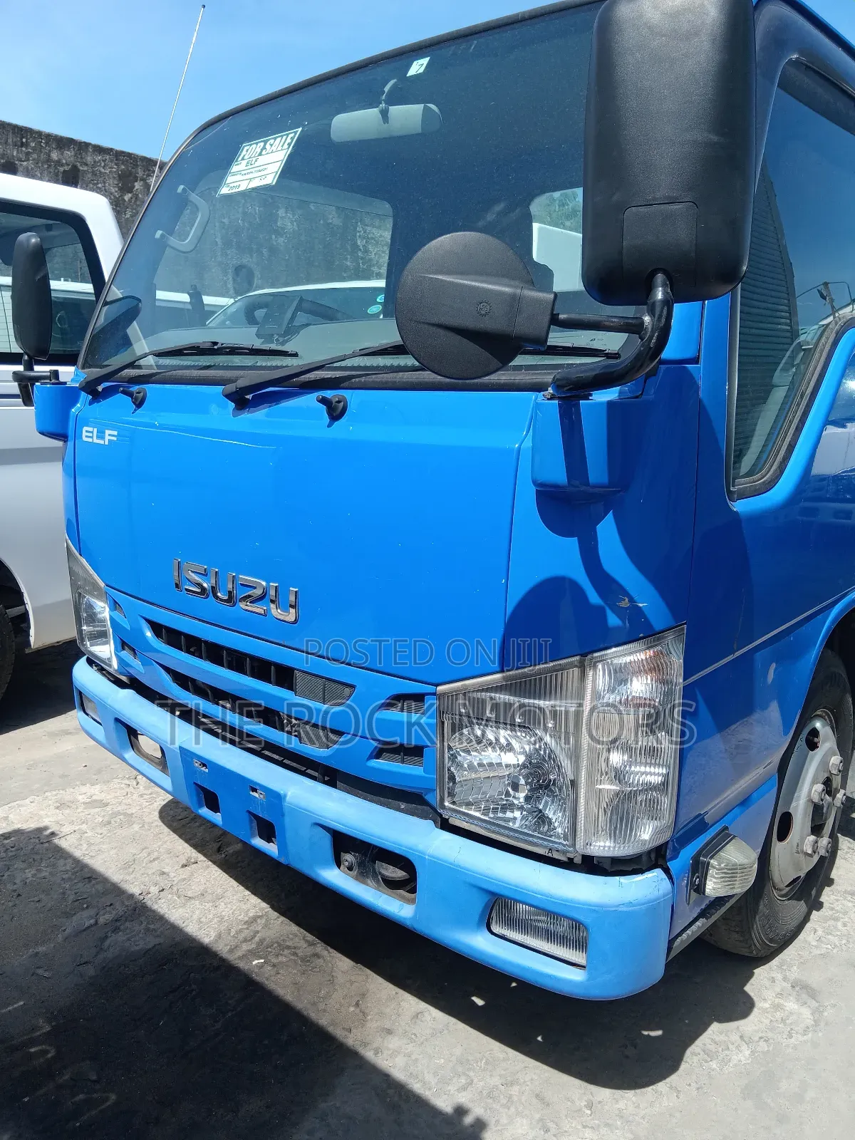 Isuzu Truck