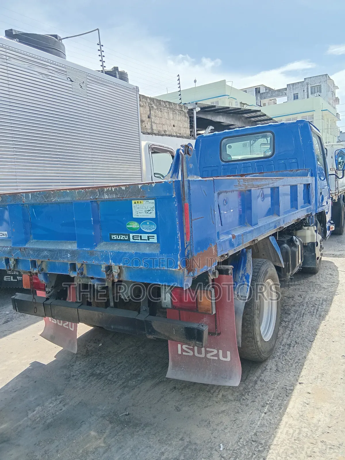 Isuzu Truck