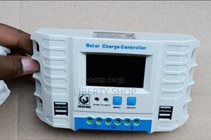 40 Amp Solar Charge Controller - thumbnail 2