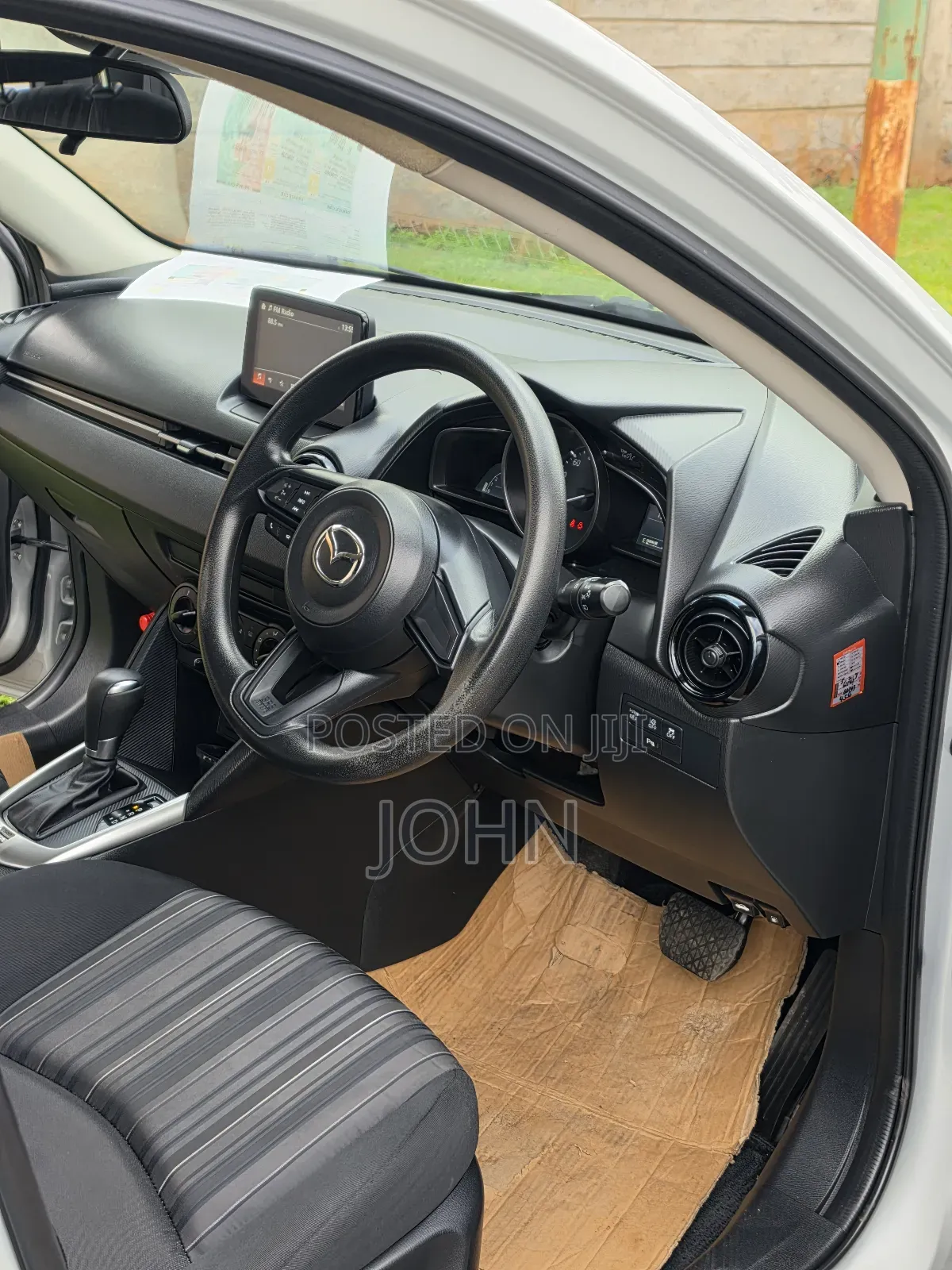 Mazda 2 2020 Silver