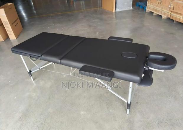 Foldable Massage Table