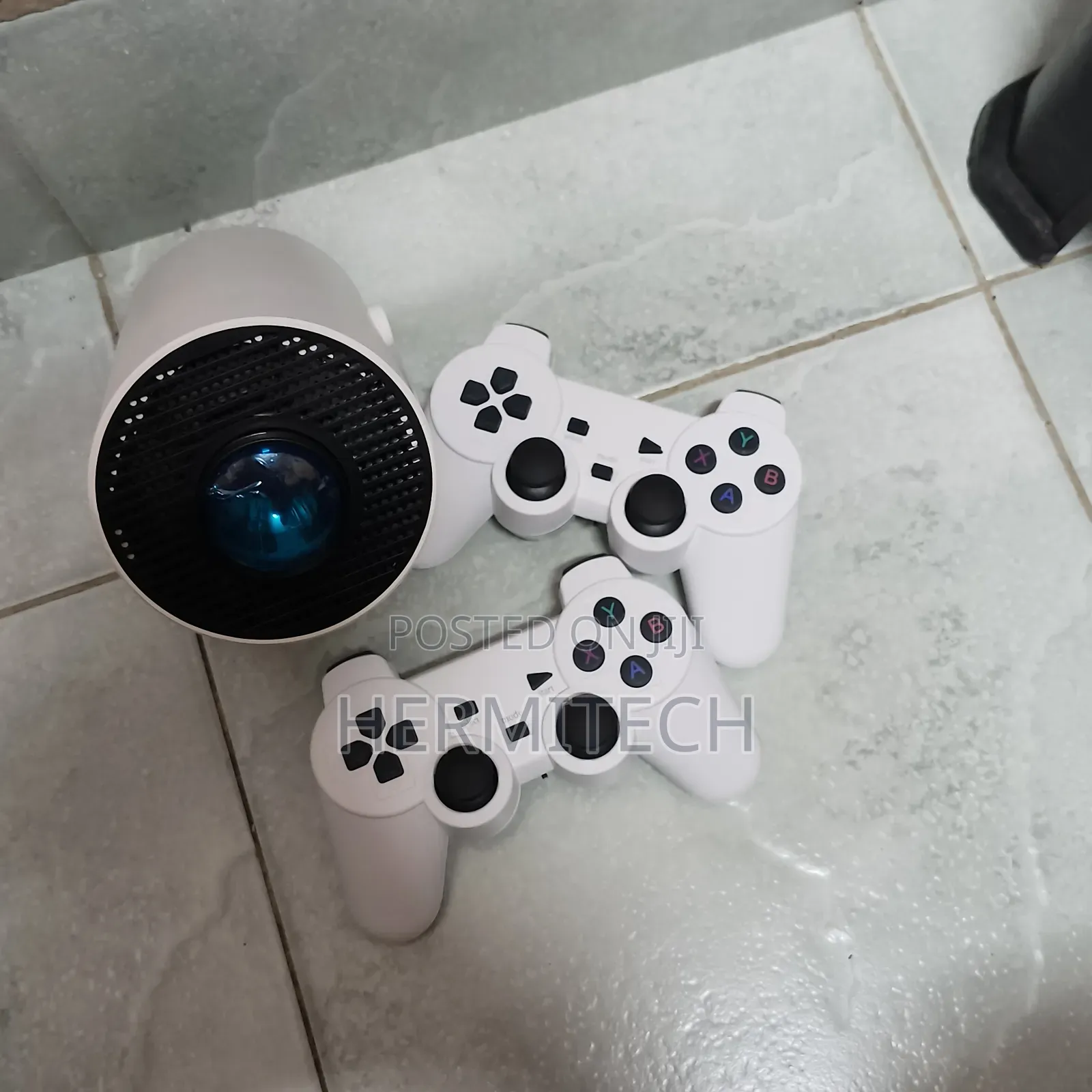 White Gaming Projector Resolution Video