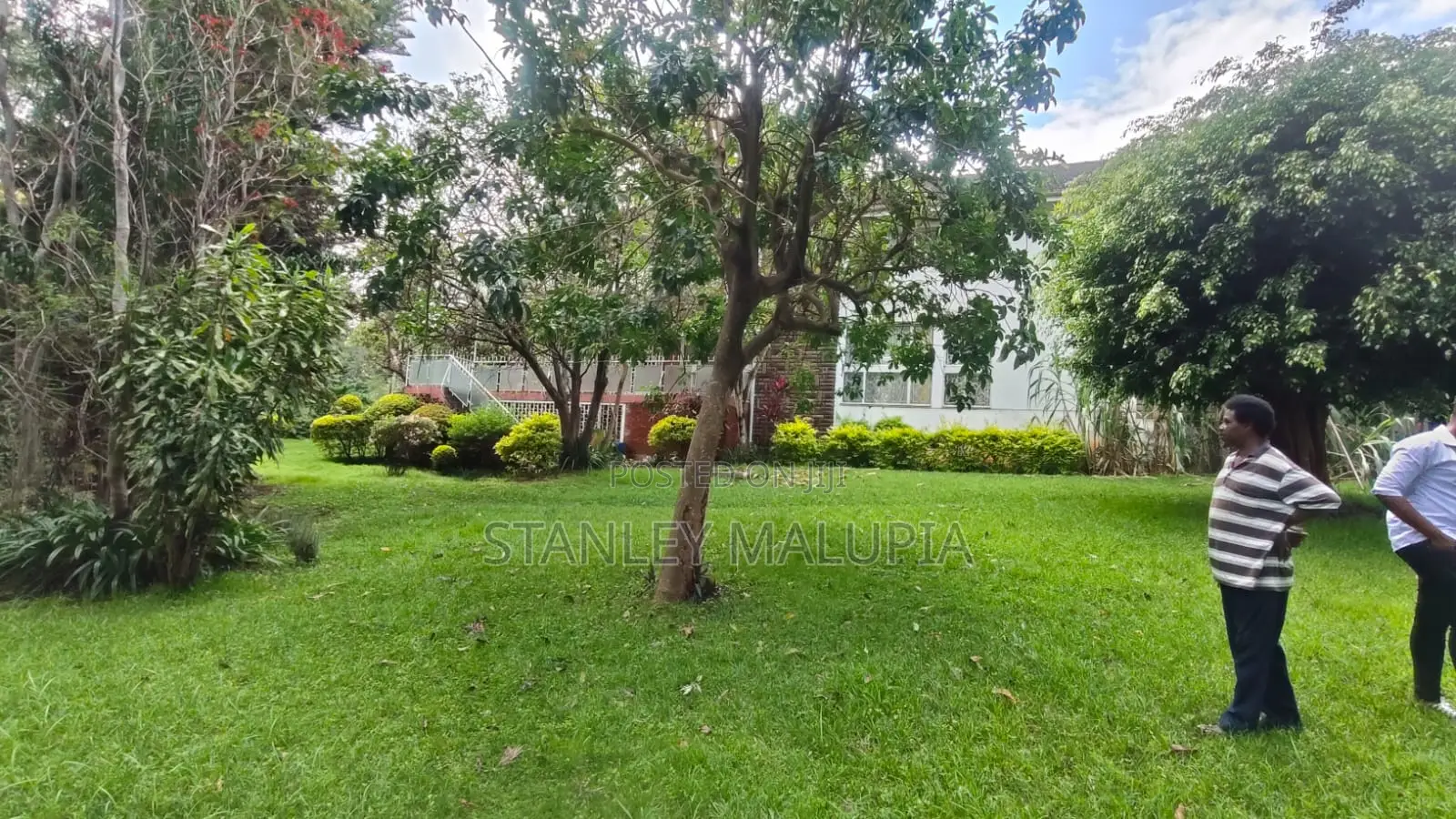 0.8-Acre Corner Plot for Sale – Riverside