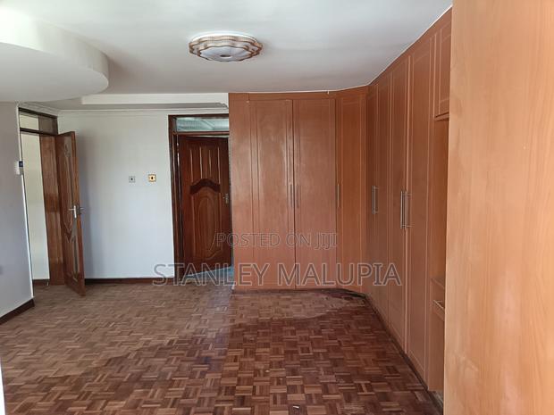 5bdrm House in Runda for rent