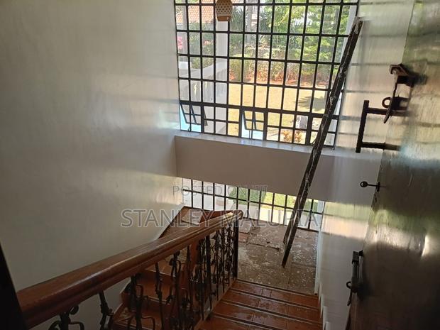 5bdrm House in Runda for rent - thumbnail 13