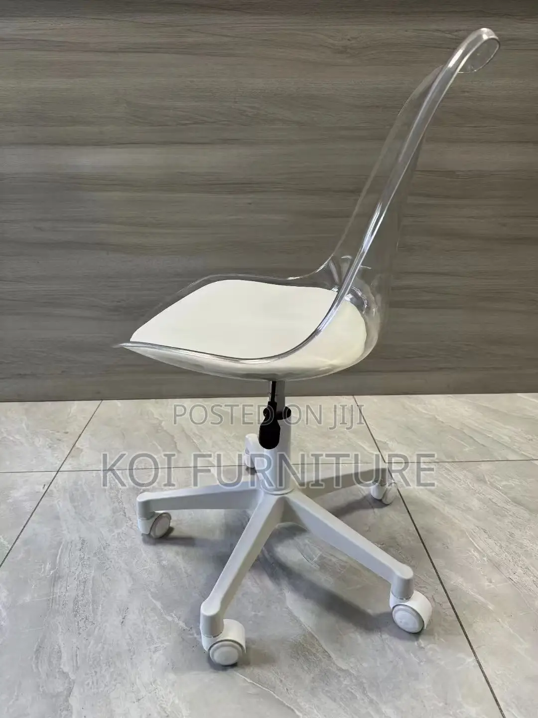 Swivel Chair ;Transparent Swivel Plastic Home Chair