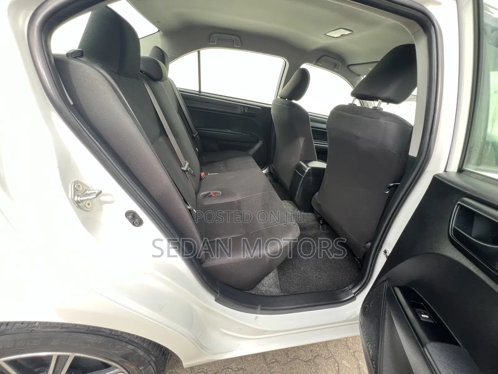 Toyota Axio 2019 Pearl
