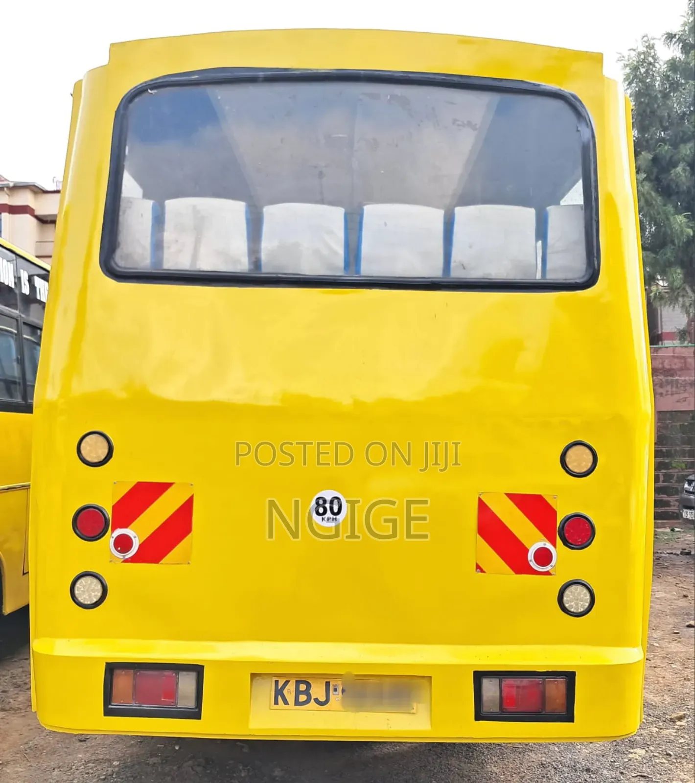 Isuzu FRR 2009 Yellow