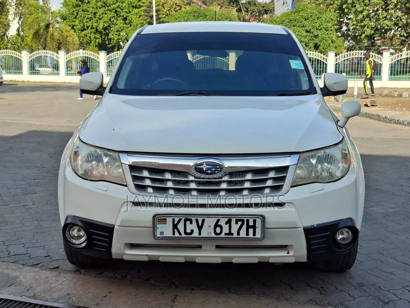 Subaru Forester 2013 Pearl