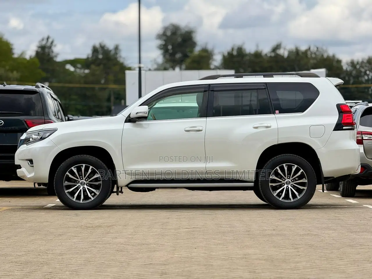 Toyota Land Cruiser Prado 2.8 2019 White