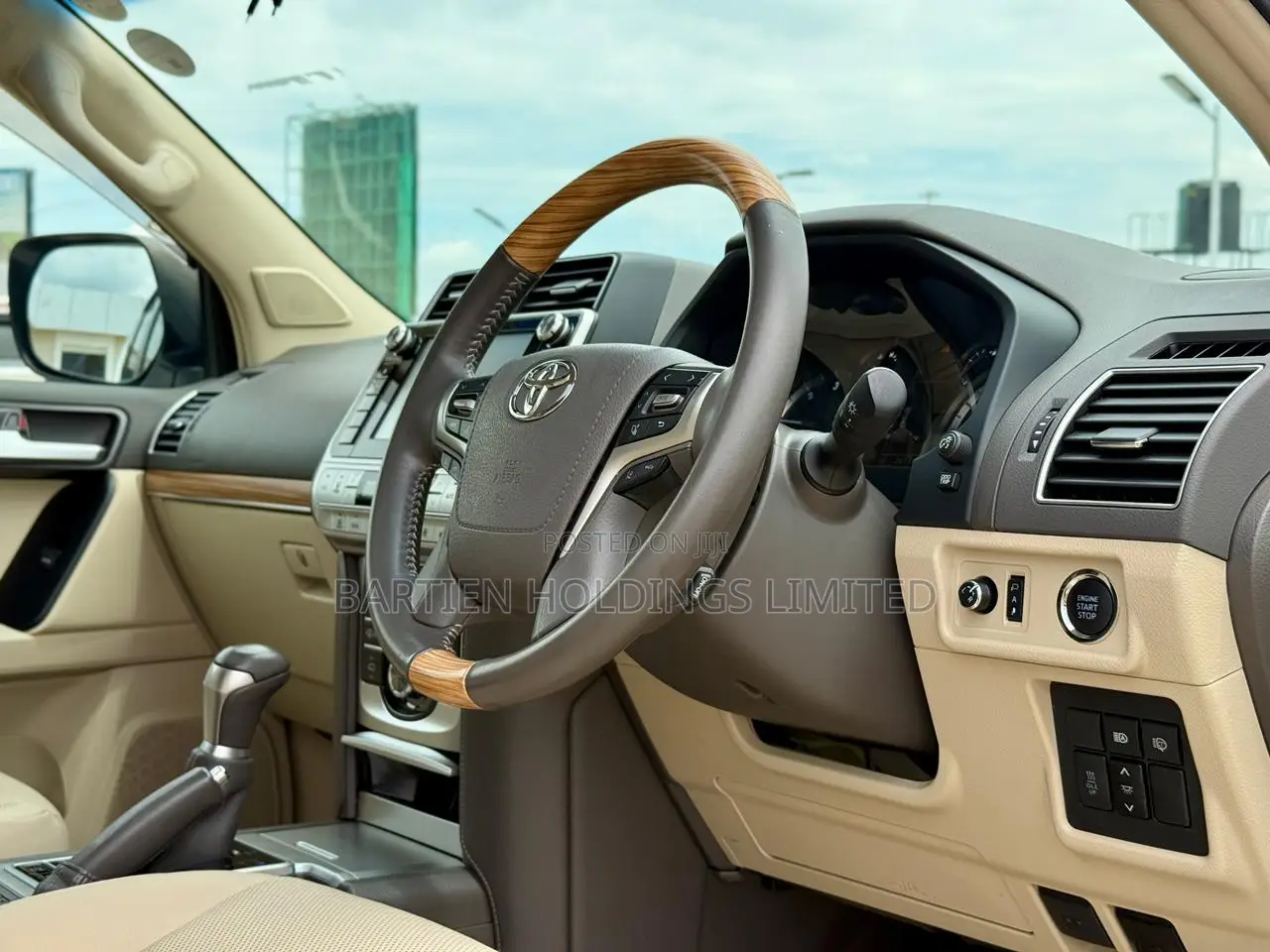 Toyota Land Cruiser Prado 2.8 2019 White