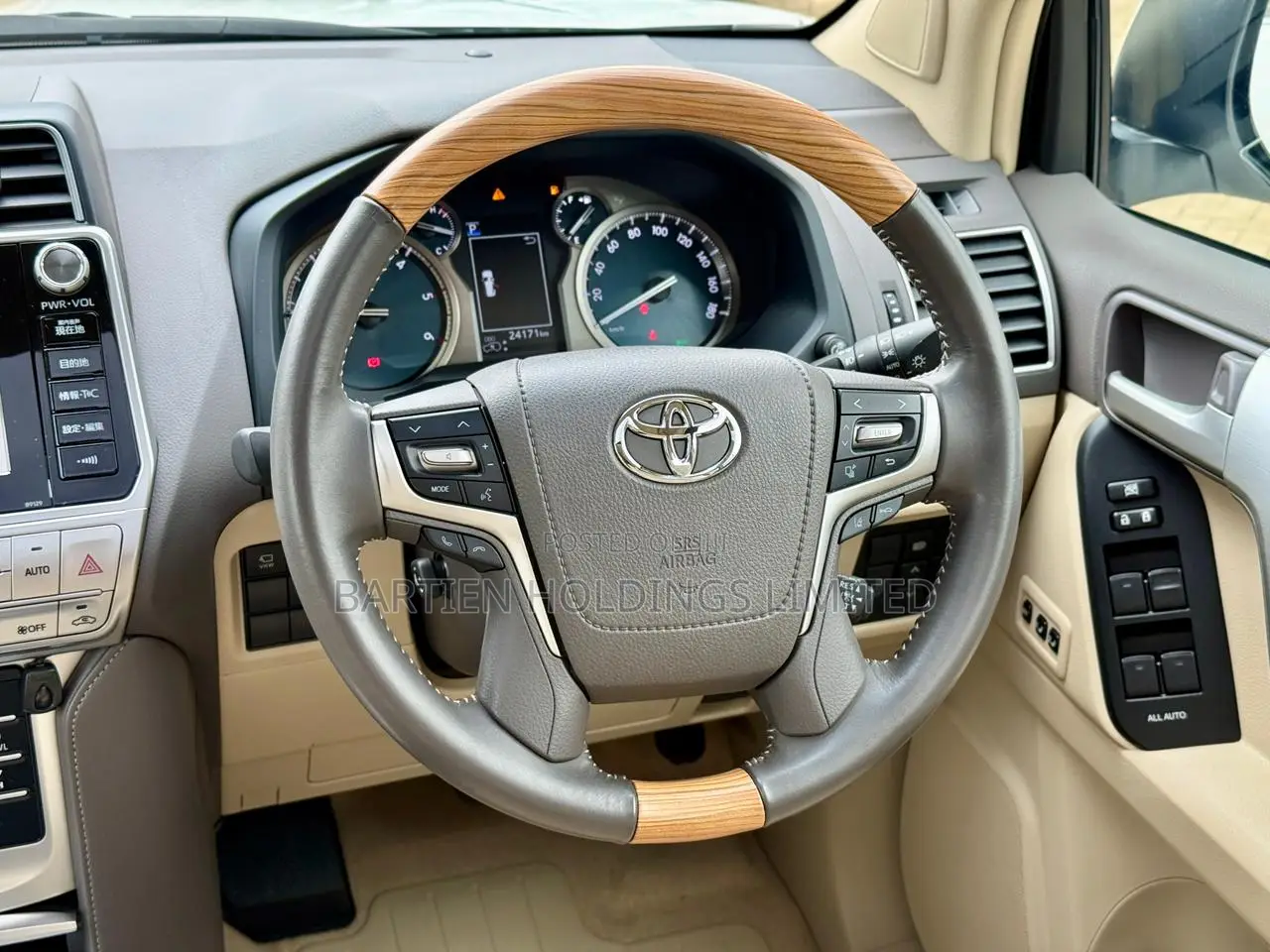 Toyota Land Cruiser Prado 2.8 2019 White