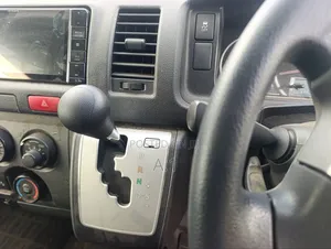 Toyota HiAce 2019 Black