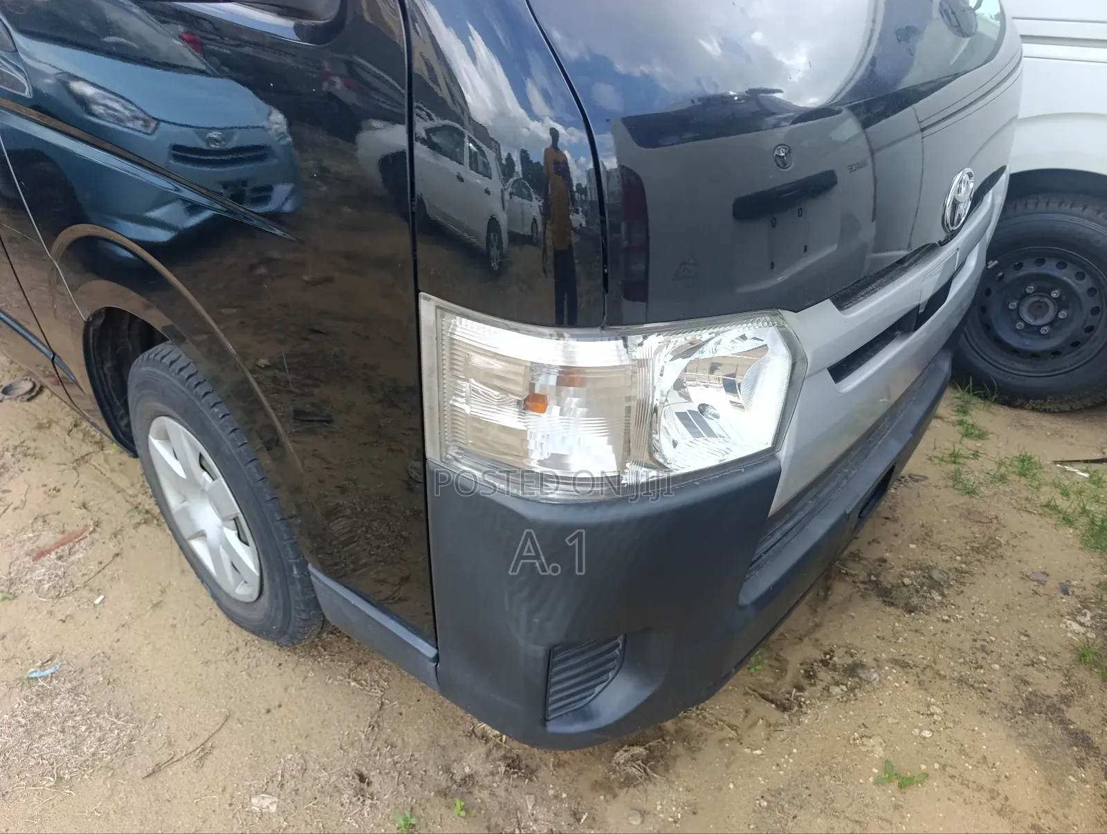 Toyota HiAce 2019 Black