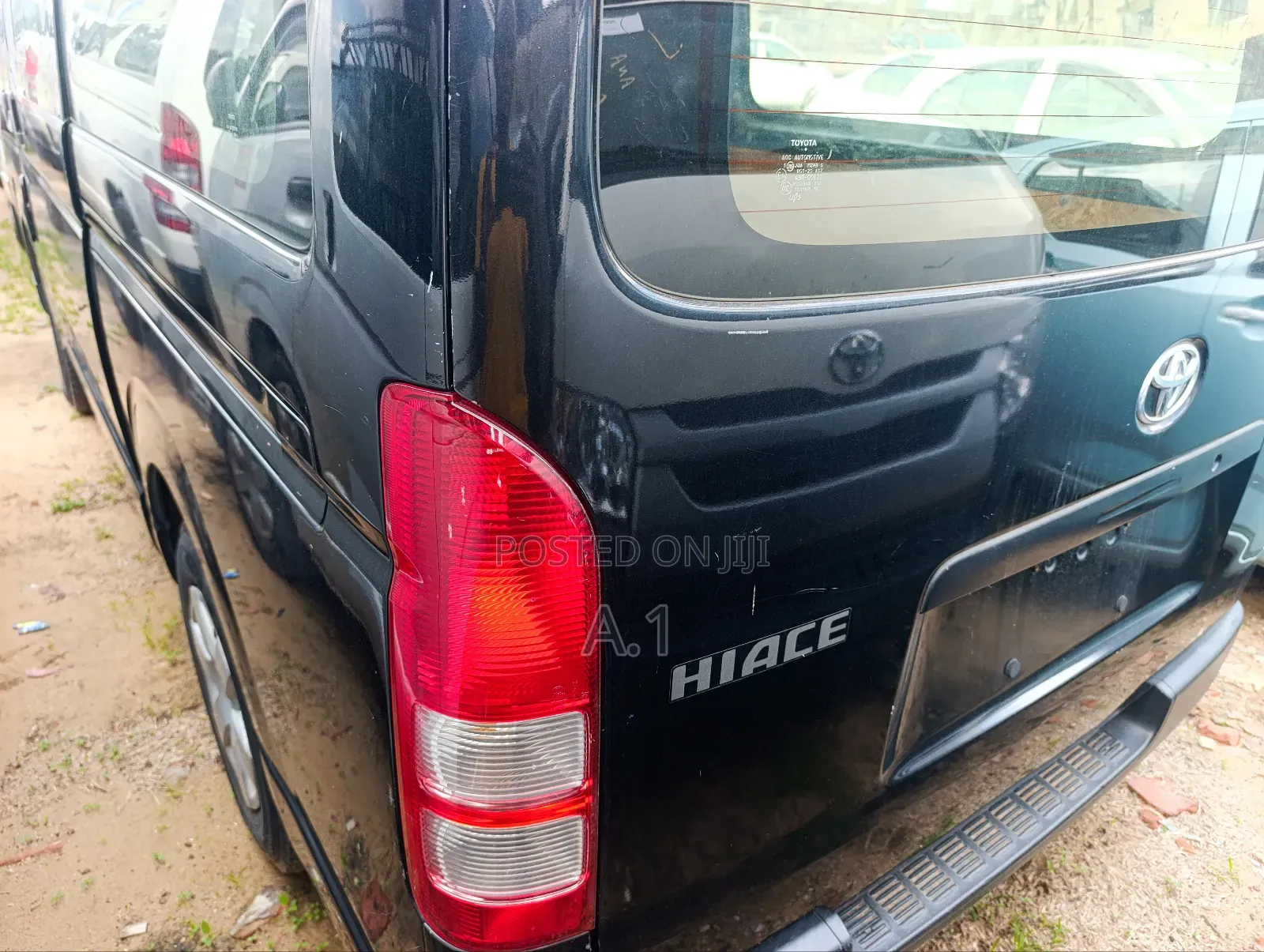 Toyota HiAce 2019 Black