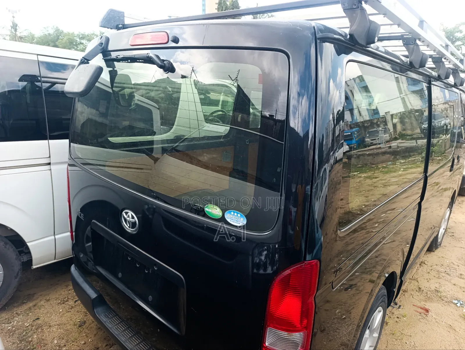 Toyota HiAce 2019 Black