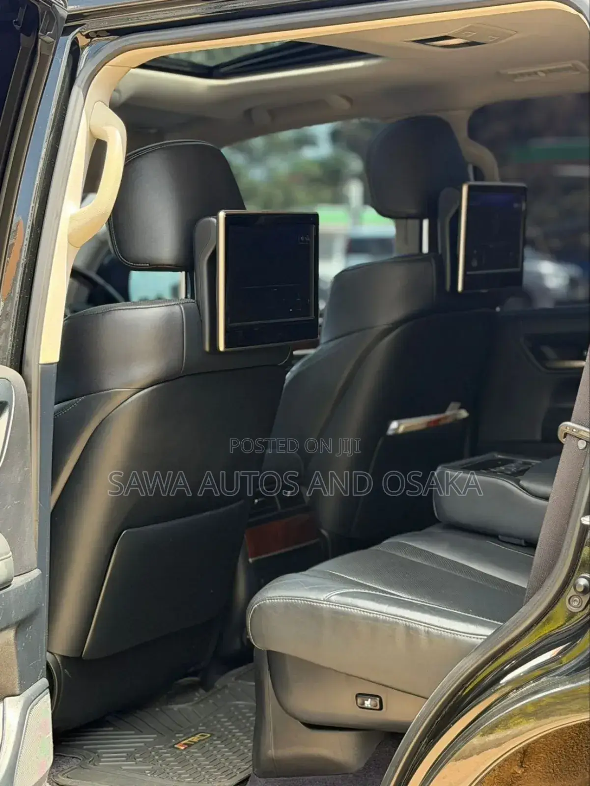 Lexus LX 2016 Black