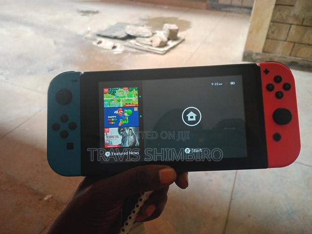 Nintendo Switch - thumbnail 5