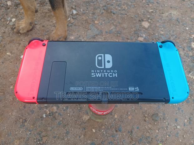 Nintendo Switch - thumbnail 6