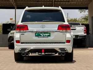 Toyota Land Cruiser 2021