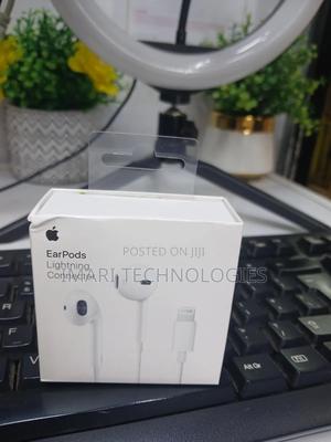Apple Earphones - thumbnail 2