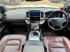 Toyota Land Cruiser 2021