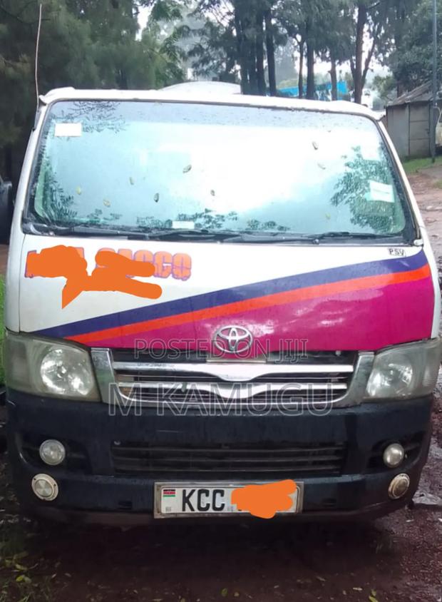 Toyota HiAce 2008 White