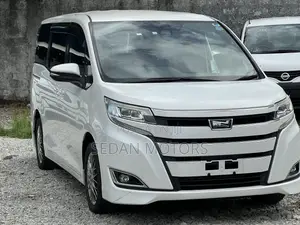 Toyota Noah 2019 White