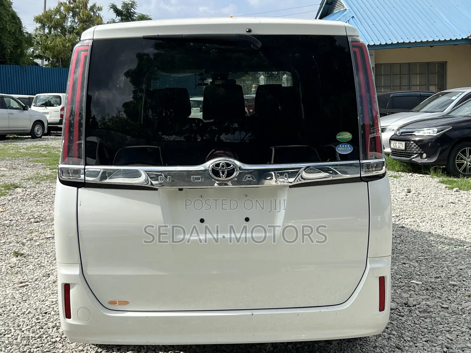 Toyota Noah 2019 White