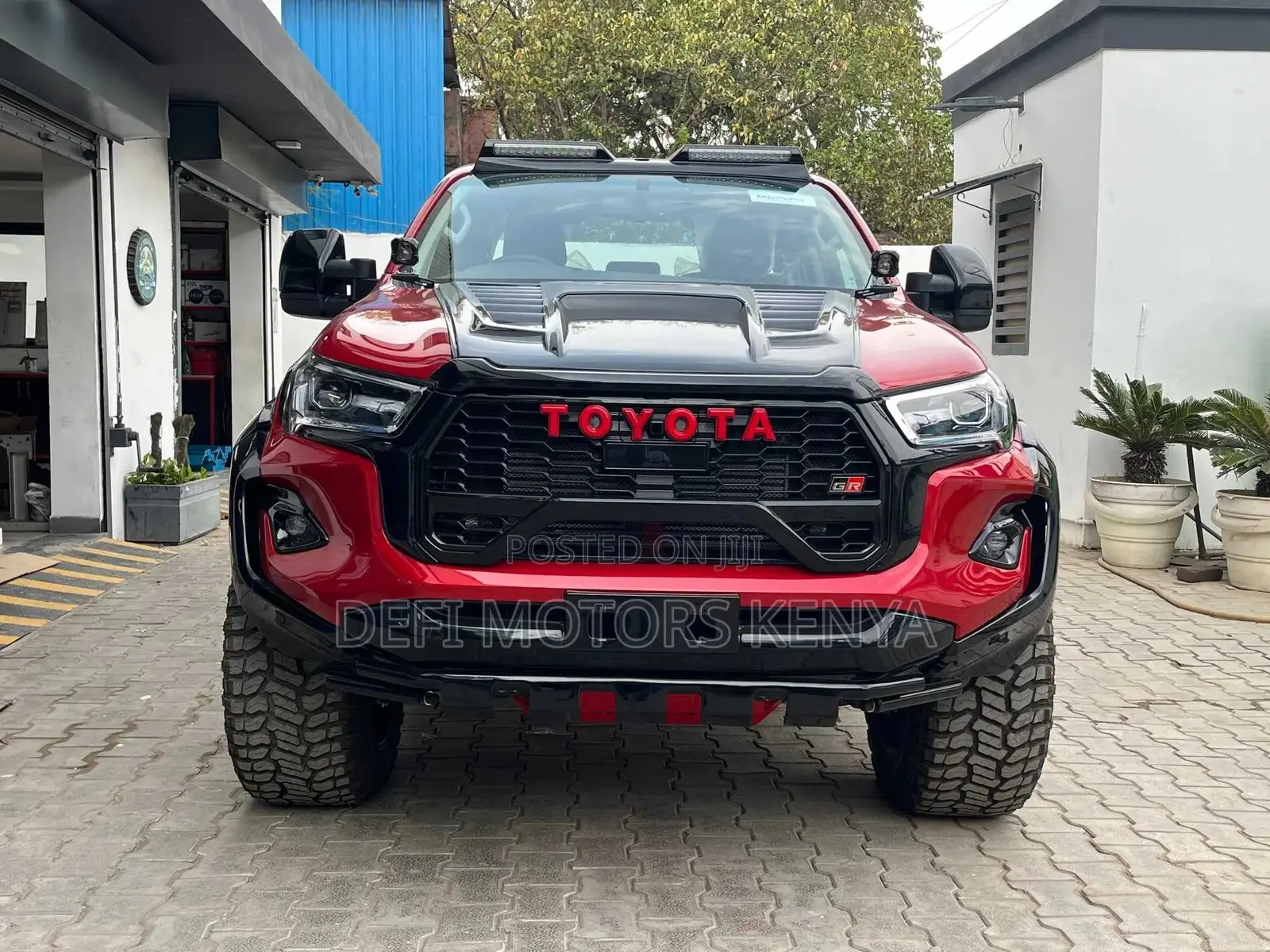 Gr-Style Front Grille for Toyota Hilux (2020-2024)