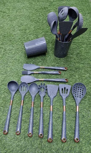 11pcs Food-grade High Quality Silicone Spoons With Wooden Handle 

Hp
