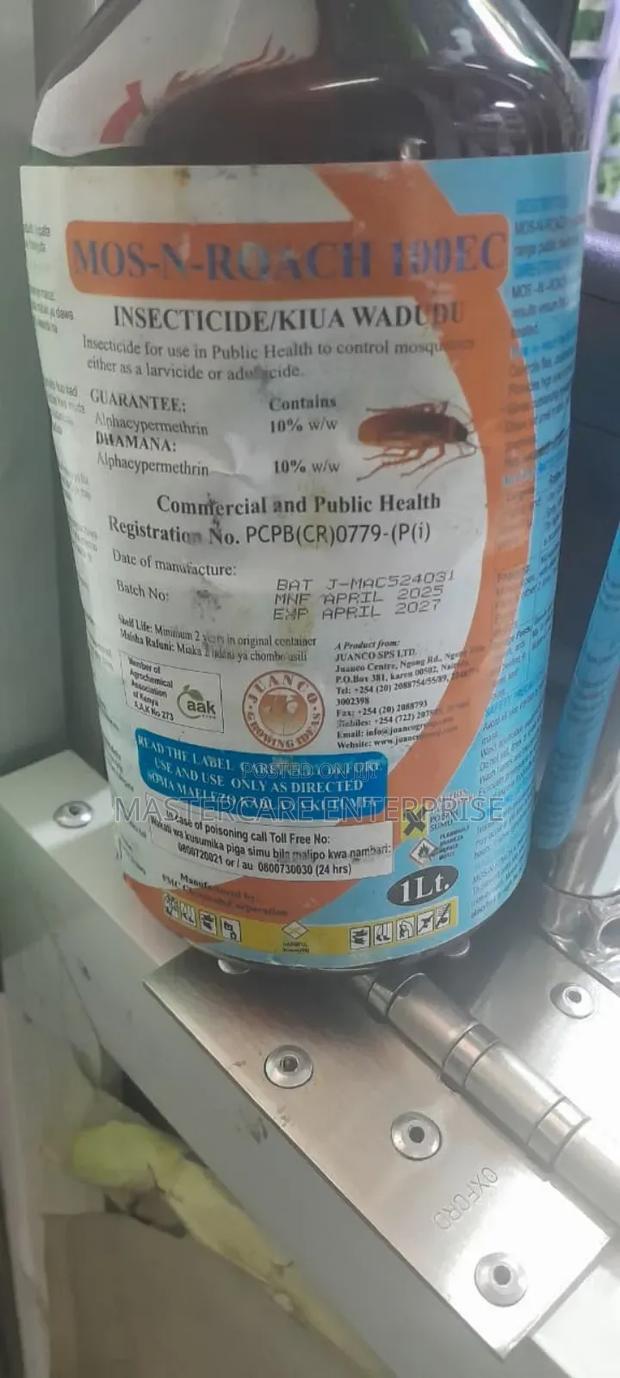 Mos Roach a Litre