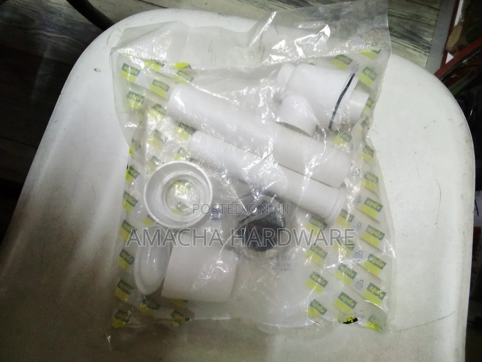 11/2 Viega Bottle Trap