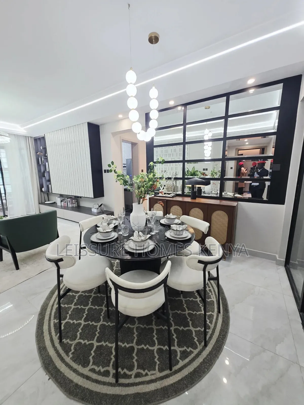 3bdrm Apartment in Raphta Road Area for sale