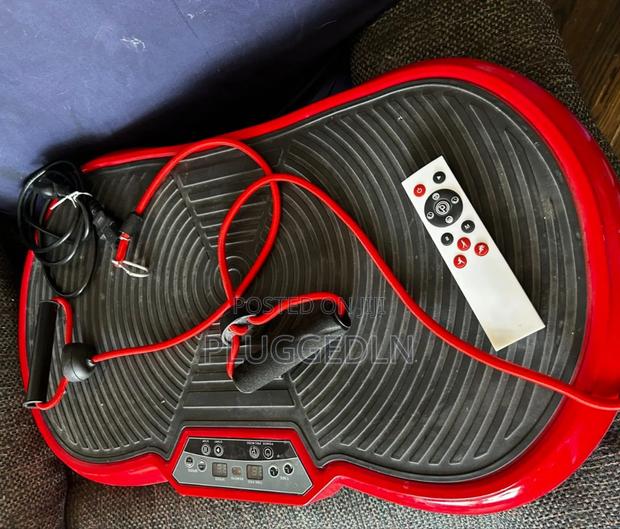 *Medium Vibrating Plate
180kg Weight Load - main view