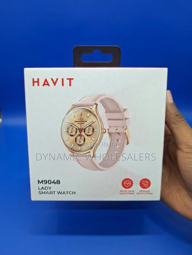 Elegant Women's Smartwatch - main view