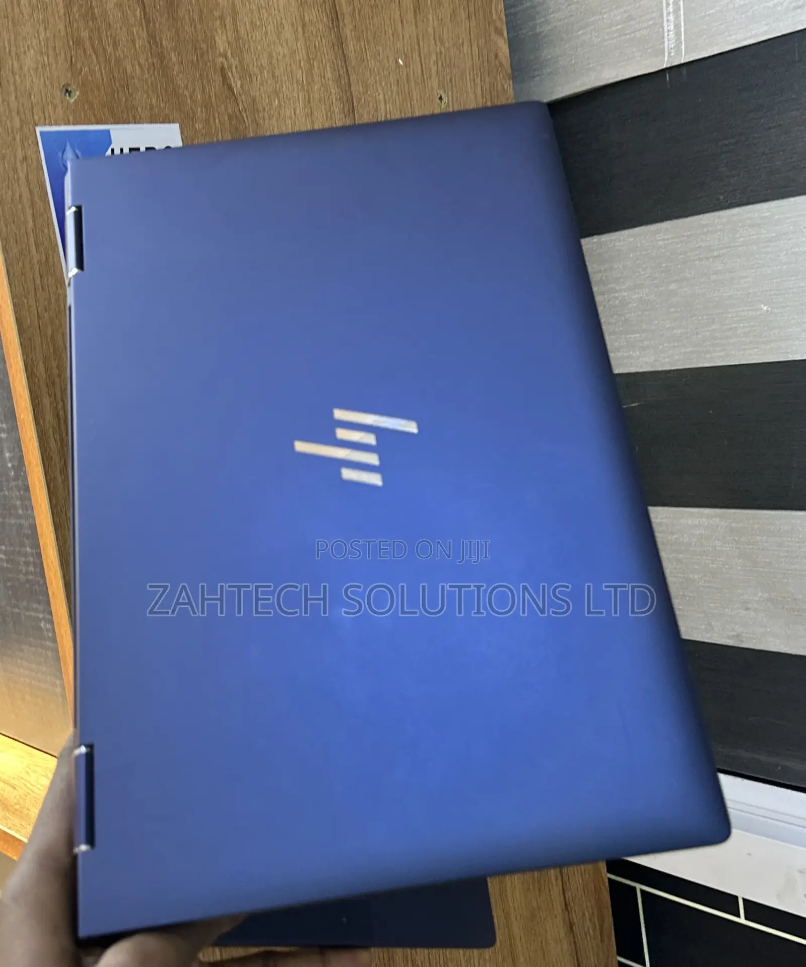Laptop HP Dragonfly G4 16GB Intel Core i7 SSD 512GB