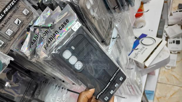 Jinks Infinix Hot 50 Pro Plus Silicone Case / Cover Black - thumbnail 3