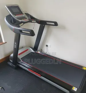 *Merc V5 Semi Commercial Treadmill