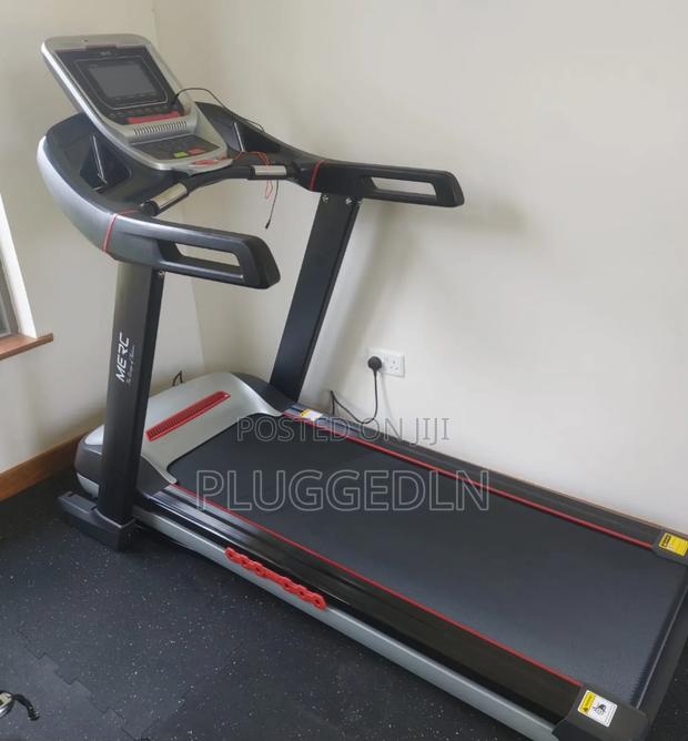 *Merc V5 Semi Commercial Treadmill