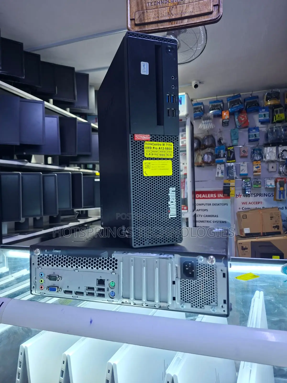 Desktop Computer Lenovo ThinkCentre M715 SFF 8GB AMD HDD 500GB