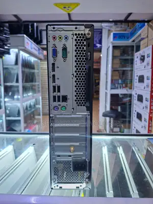 Desktop Computer Lenovo ThinkCentre M715 SFF 8GB AMD HDD 500GB