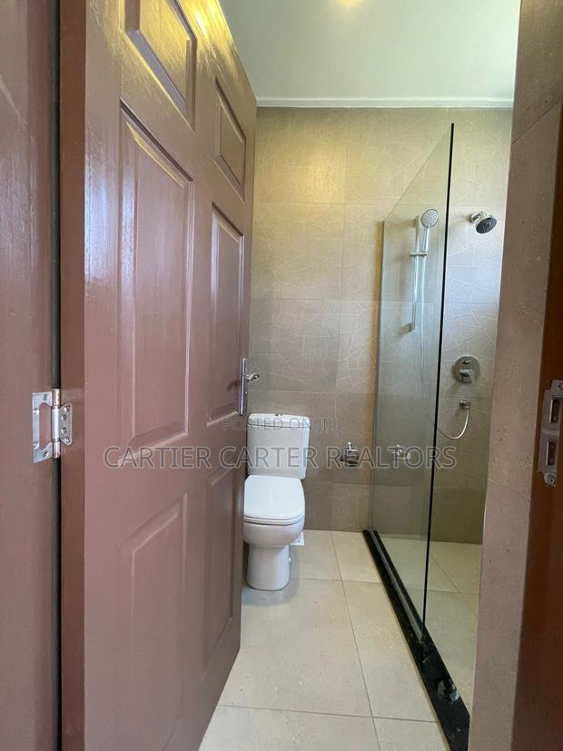 2bdrm Apartment in Gateway Mall Area for sale - thumbnail 17