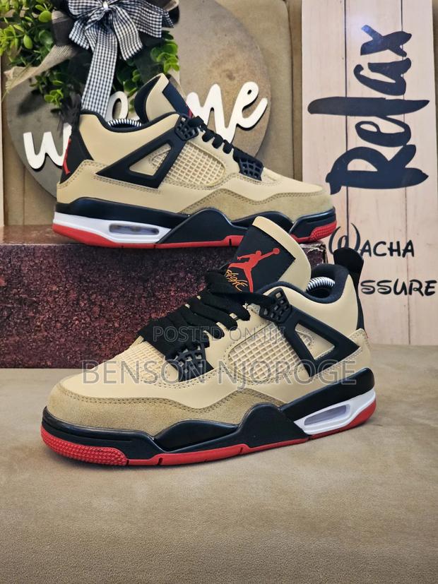 Benni Drips Jordan 4 - thumbnail 3