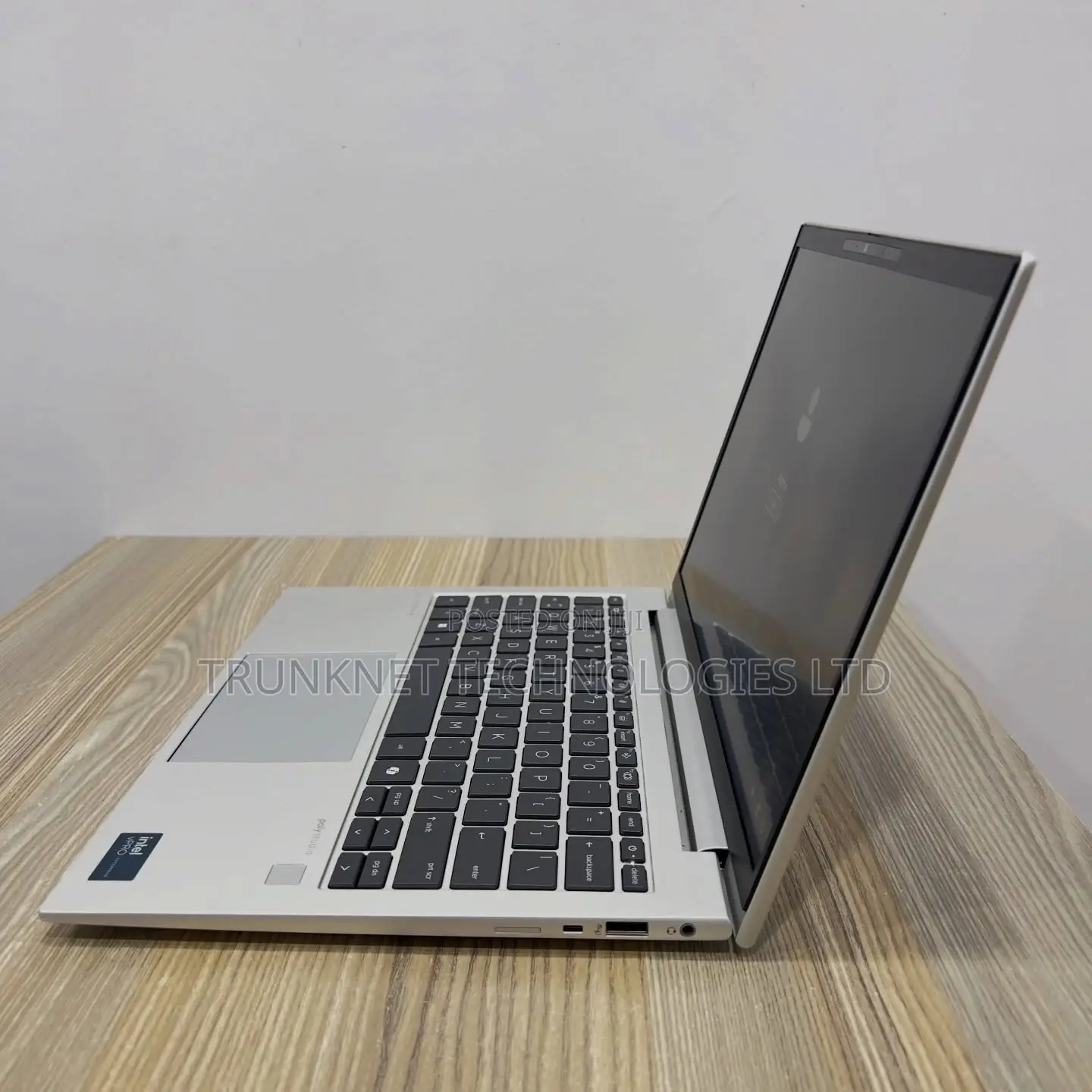 New Laptop HP Elitebook 830 G11 16GB Intel Core Ultra 7 SSD 512GB