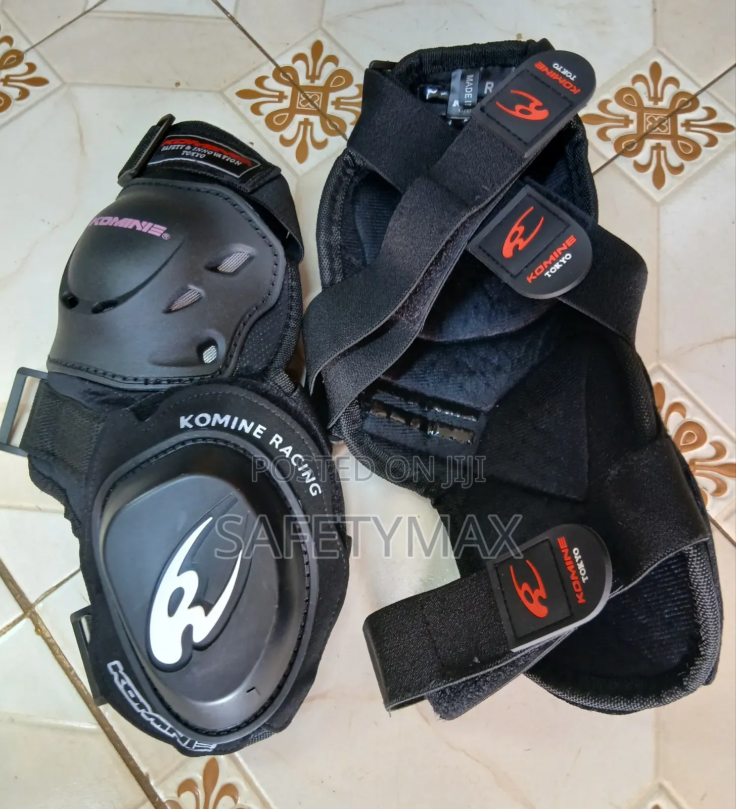 Racing Knee Guards With Slider-brand New