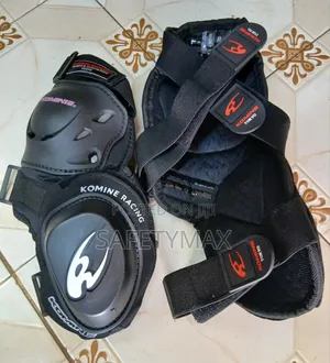 Racing Knee Guards With Slider-brand New