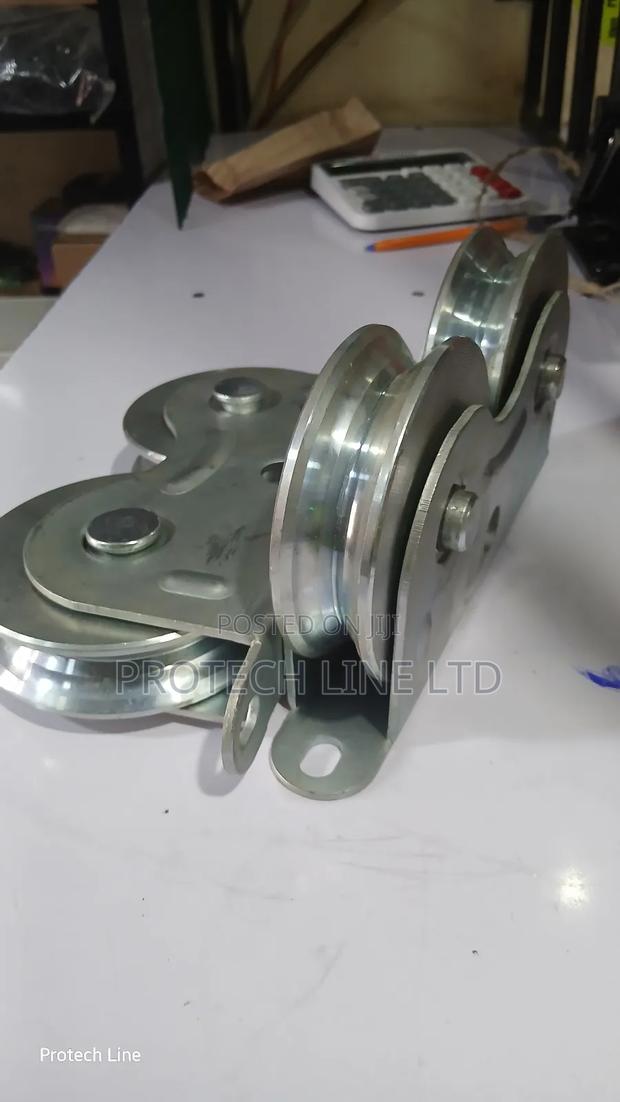 Sliding Gate Double Wheels 100mm Diameter - main view