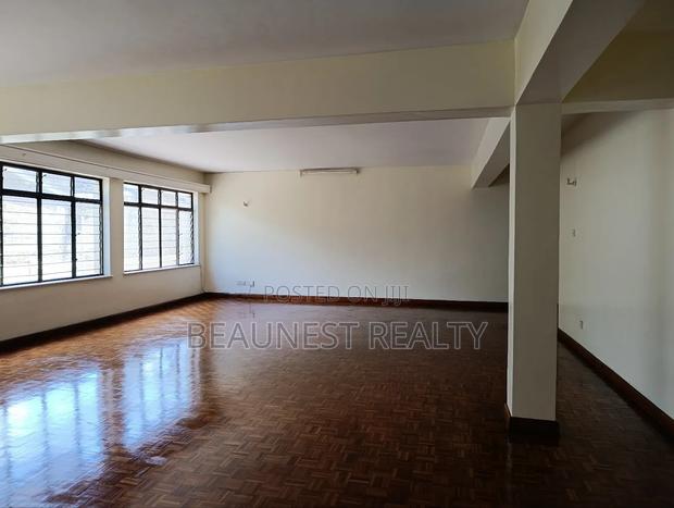 3 Bedroom Duplex Office - main view